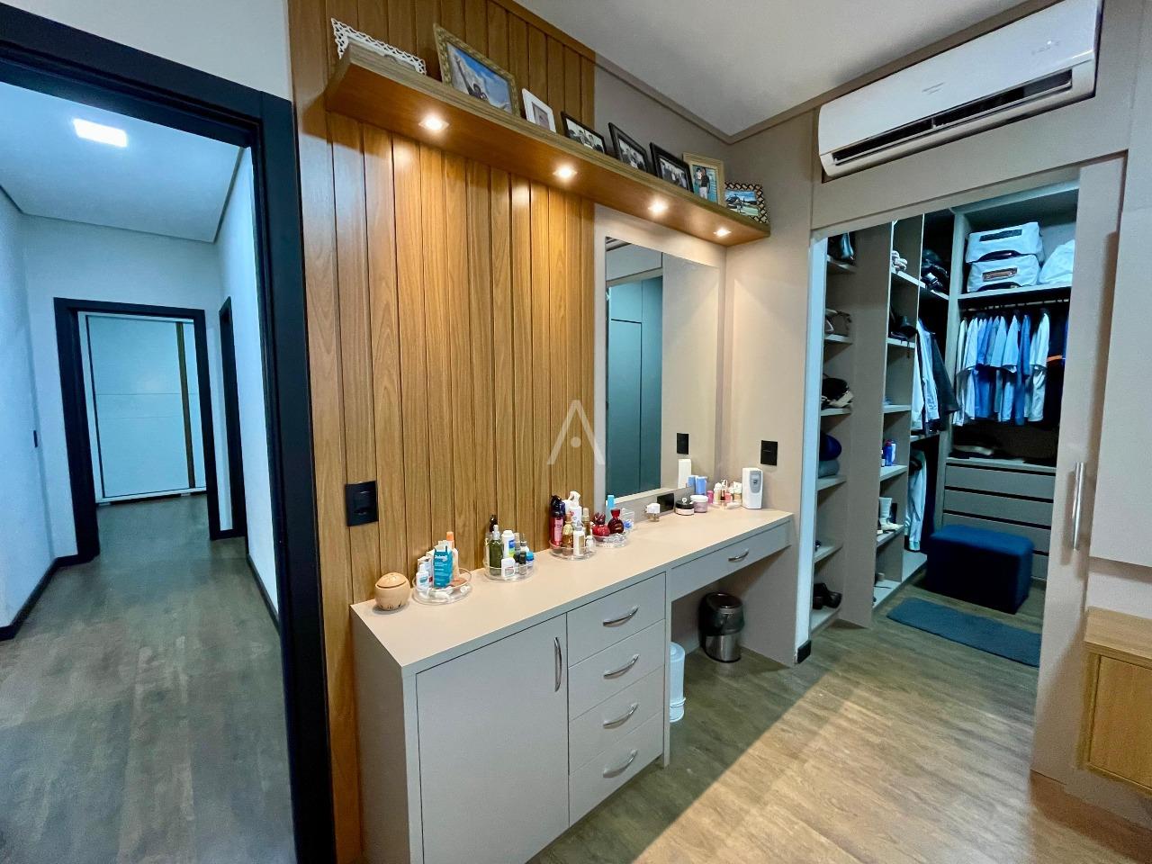 Casas e Sobrados em Condomínio para à venda no Bairro Paysage Unique Condomínio em UMUARAMA: 