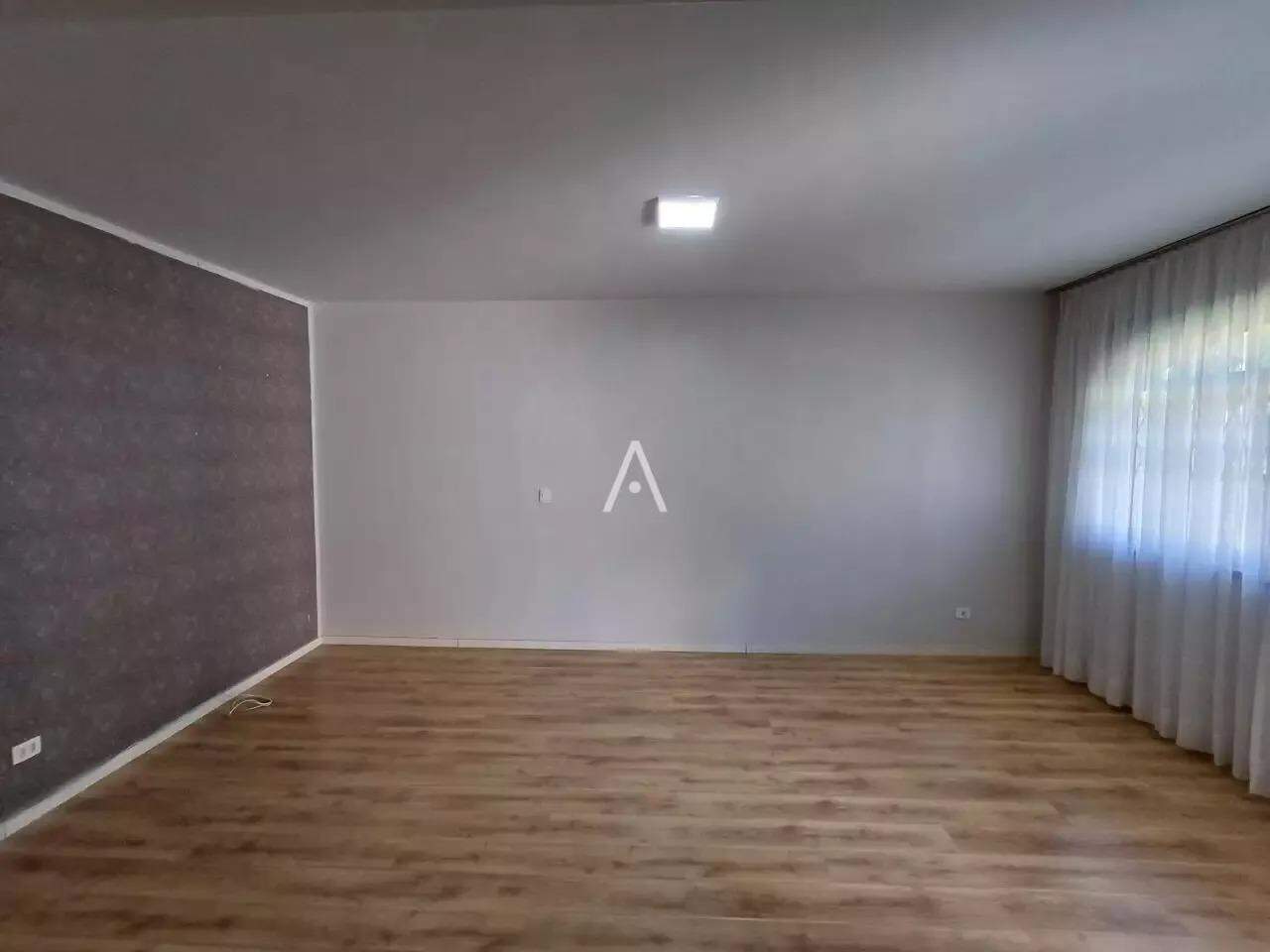 Casa Residencial para à venda no Bairro CENTRO em CASCAVEL: 