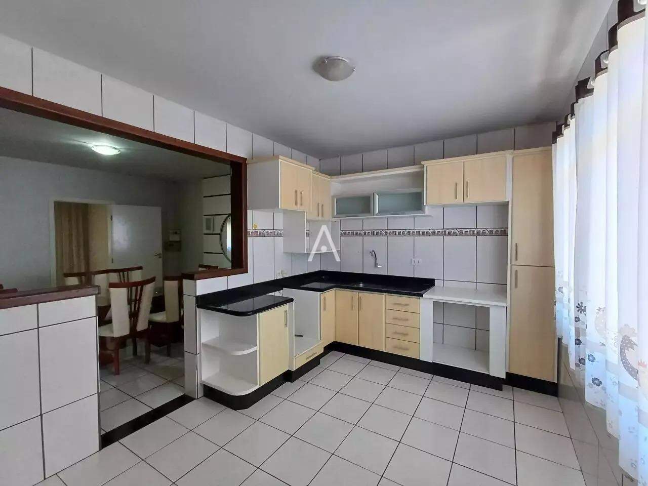 Casa Residencial para à venda no Bairro CENTRO em CASCAVEL: 