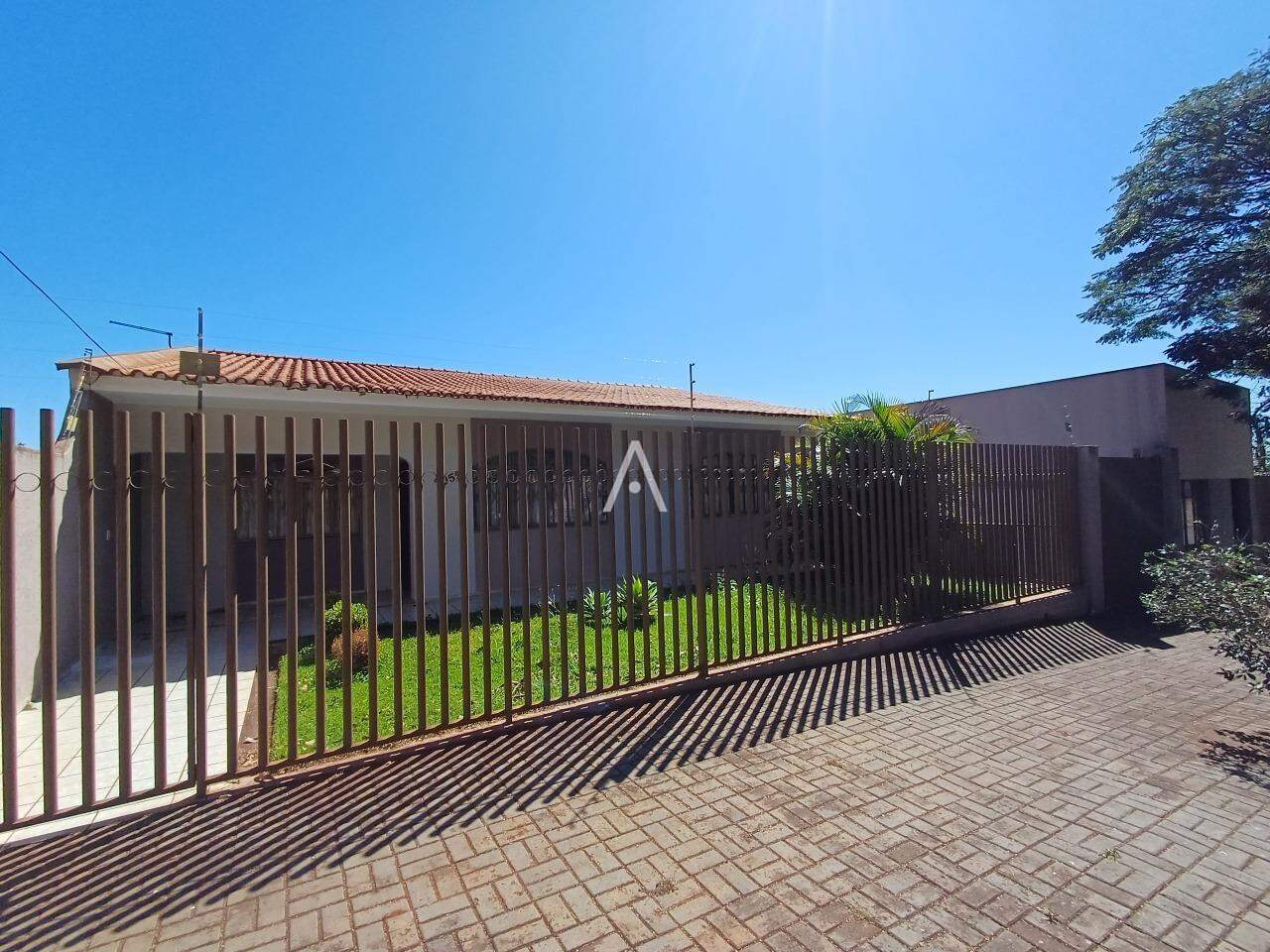 Casa Residencial para à venda no Bairro CENTRO em CASCAVEL: 