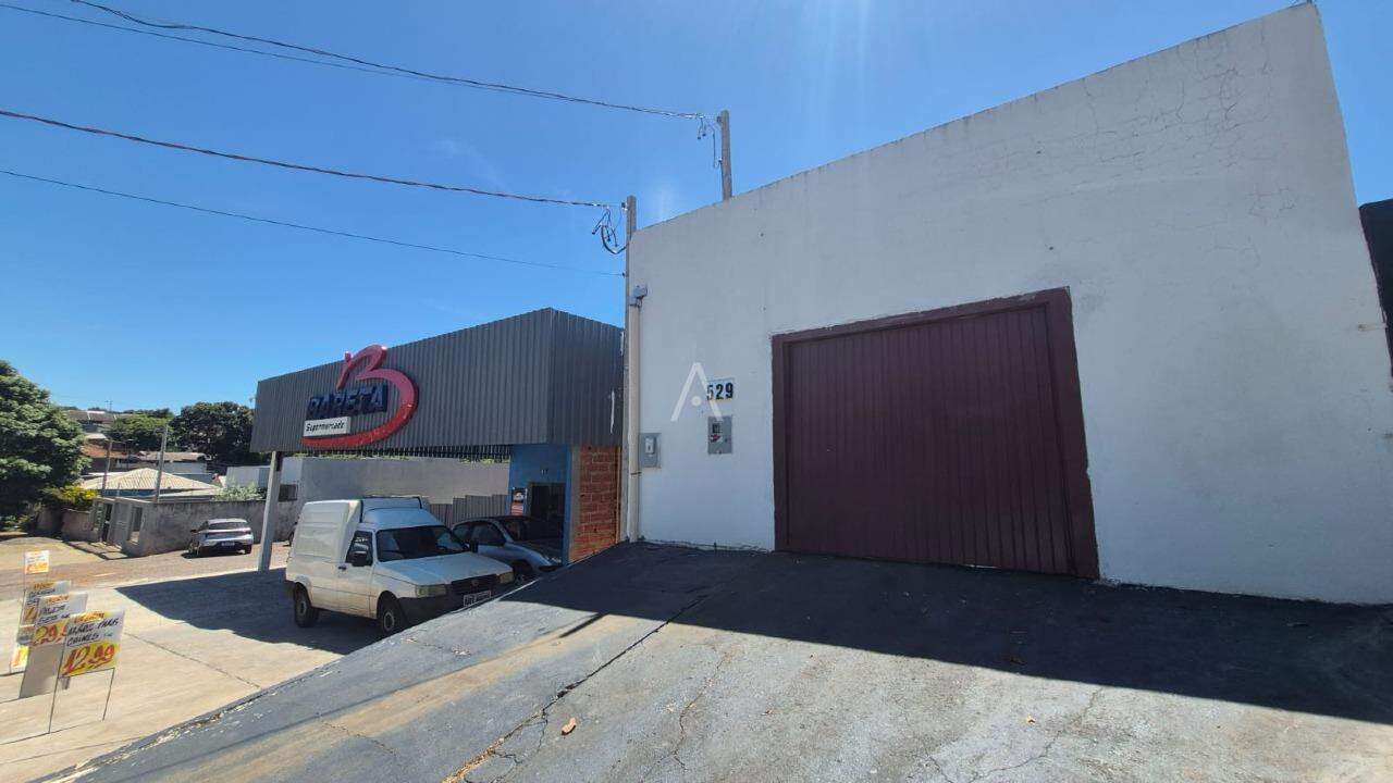 Barracão Comercial para para aluguel no Bairro UNIVERSITARIO em CASCAVEL: FACHADA