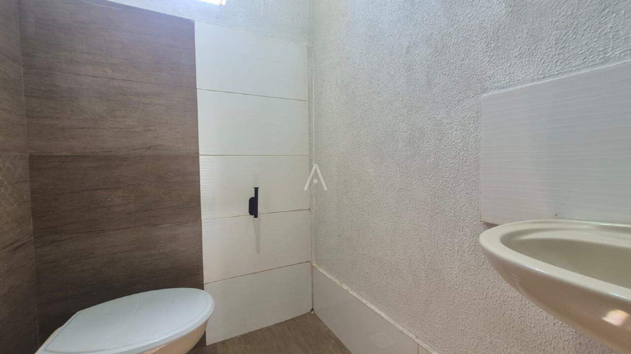 Barracão Comercial para para aluguel no Bairro UNIVERSITARIO em CASCAVEL: BANHEIRO