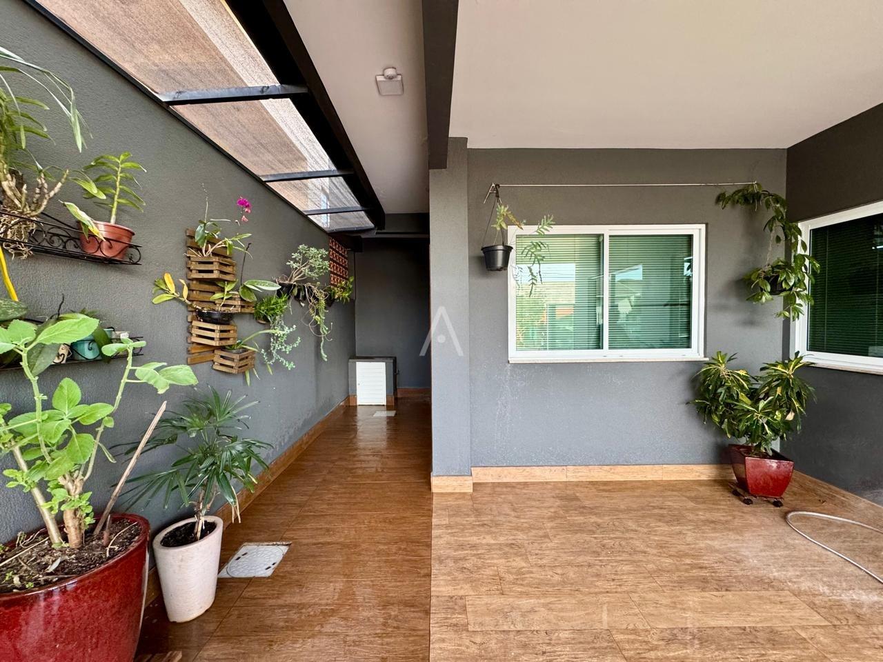 Sobrado para à venda no Bairro CENTRO em TOLEDO: 