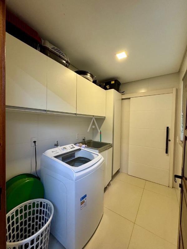 Sobrado para à venda no Bairro CENTRO em TOLEDO: 