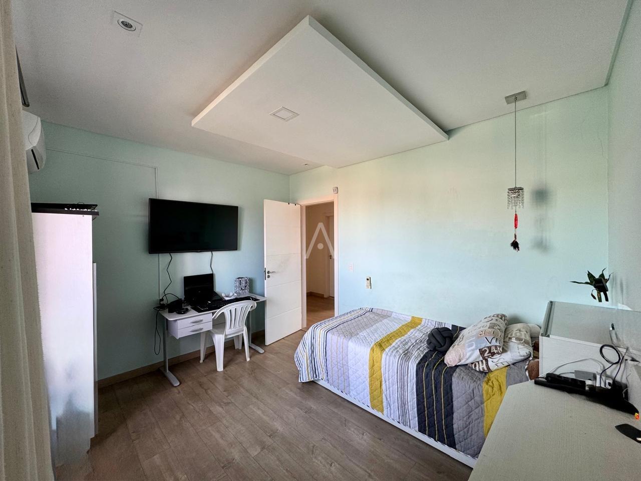 Sobrado para à venda no Bairro CENTRO em TOLEDO: 