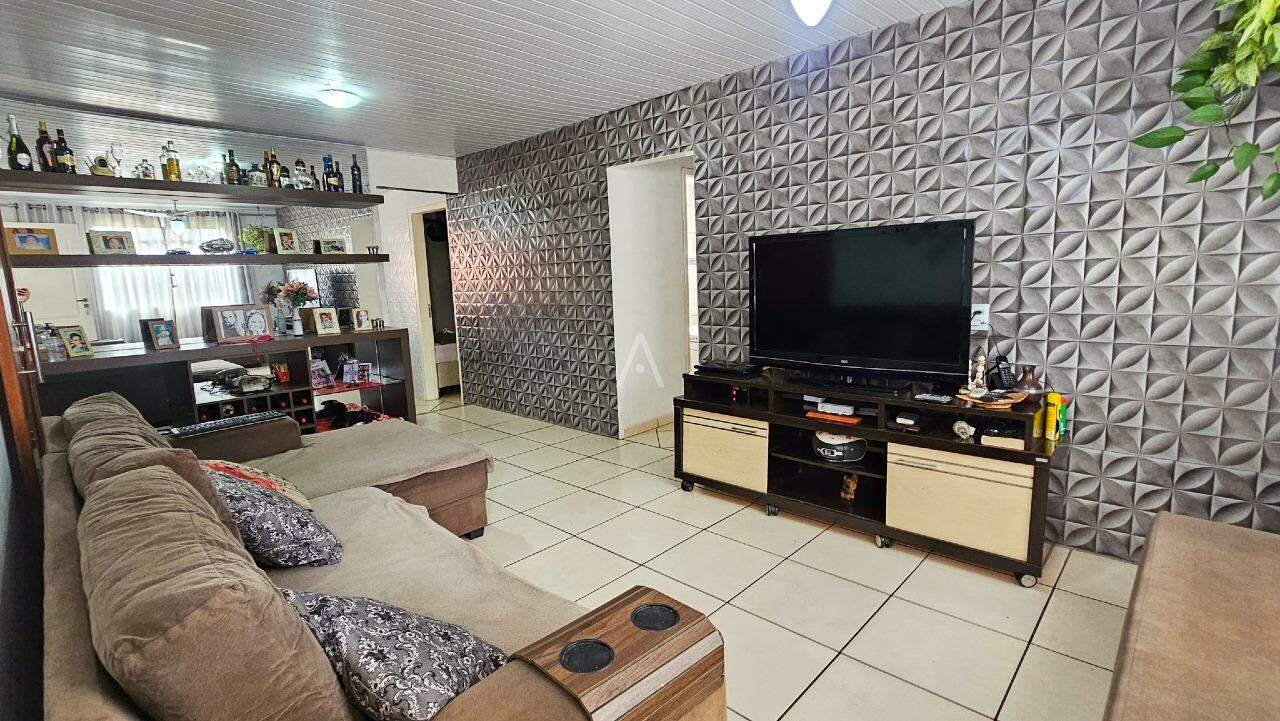 Casa Residencial para à venda no Bairro CATARATAS em CASCAVEL: 