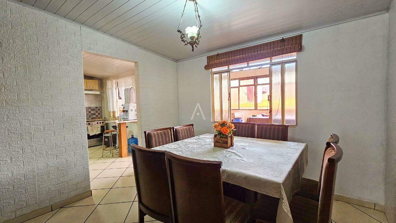 Casa Residencial para à venda no Bairro CATARATAS em CASCAVEL: 