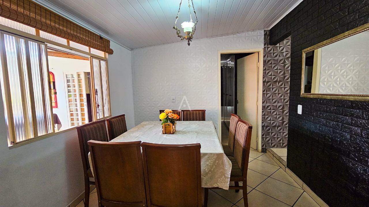 Casa Residencial para à venda no Bairro CATARATAS em CASCAVEL: 