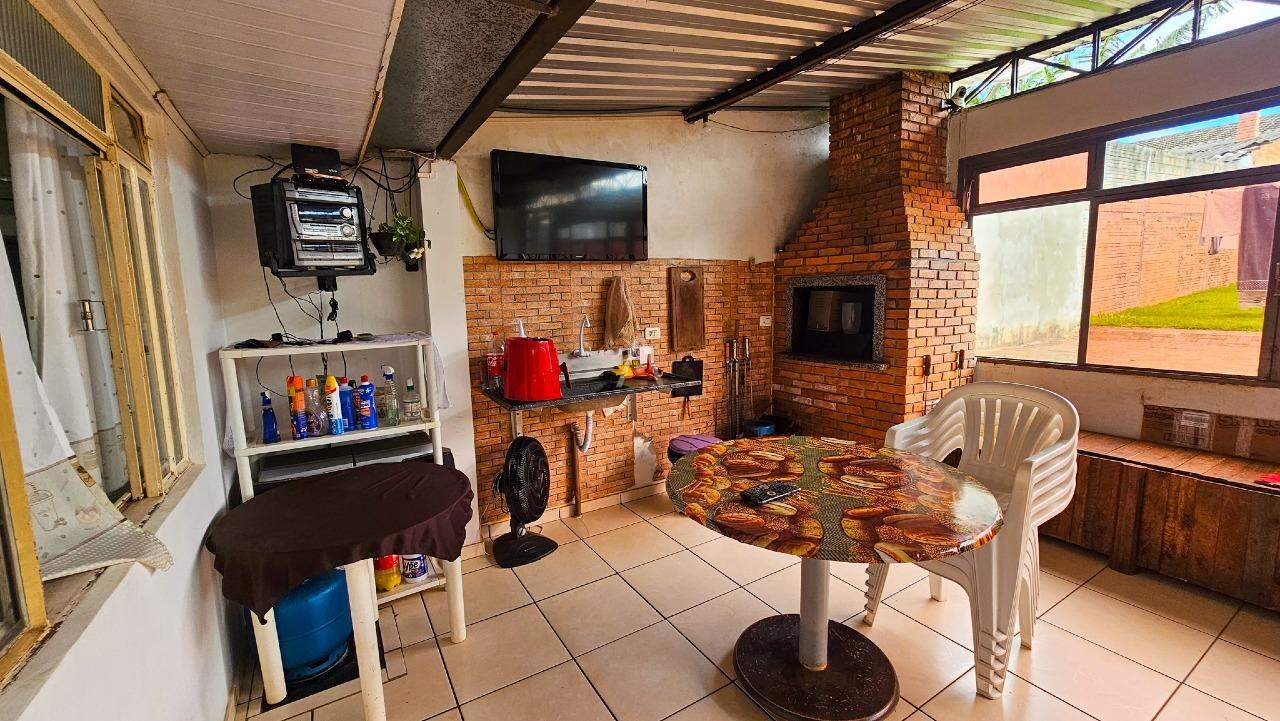 Casa Residencial para à venda no Bairro CATARATAS em CASCAVEL: 