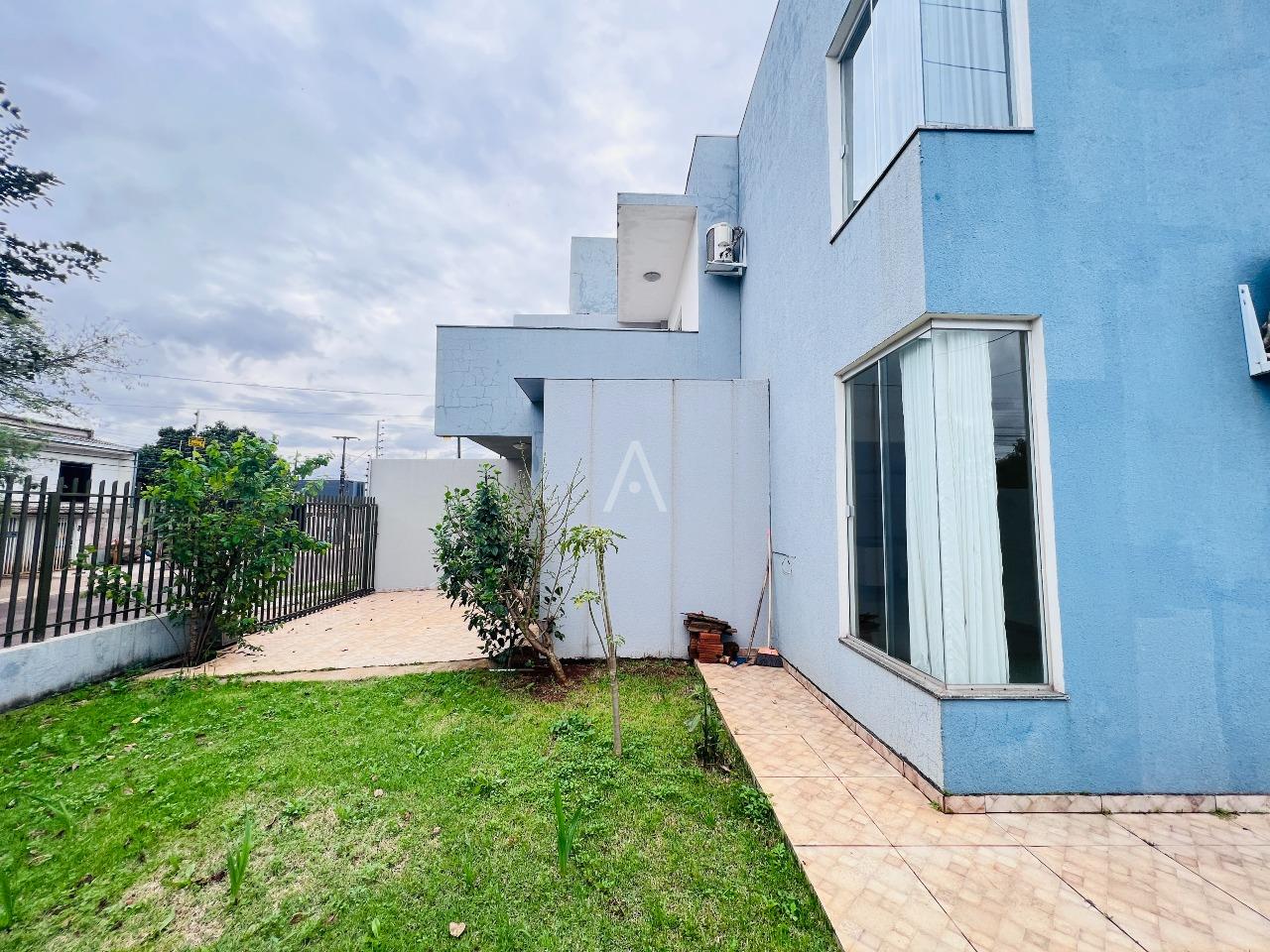 Sobrado para à venda no Bairro COQUEIRAL em CASCAVEL: Sobra de terreno em frente