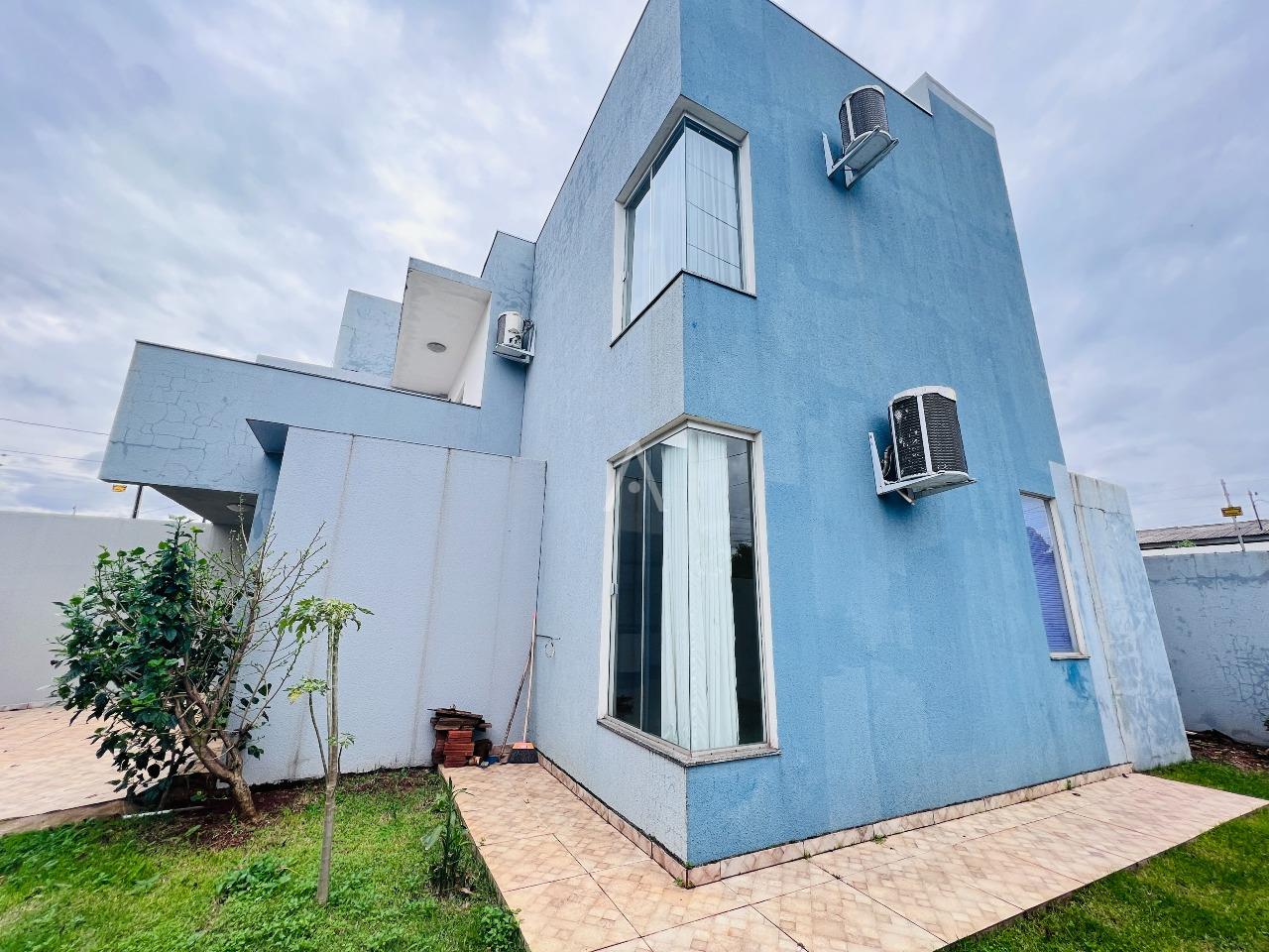 Sobrado para à venda no Bairro COQUEIRAL em CASCAVEL: 