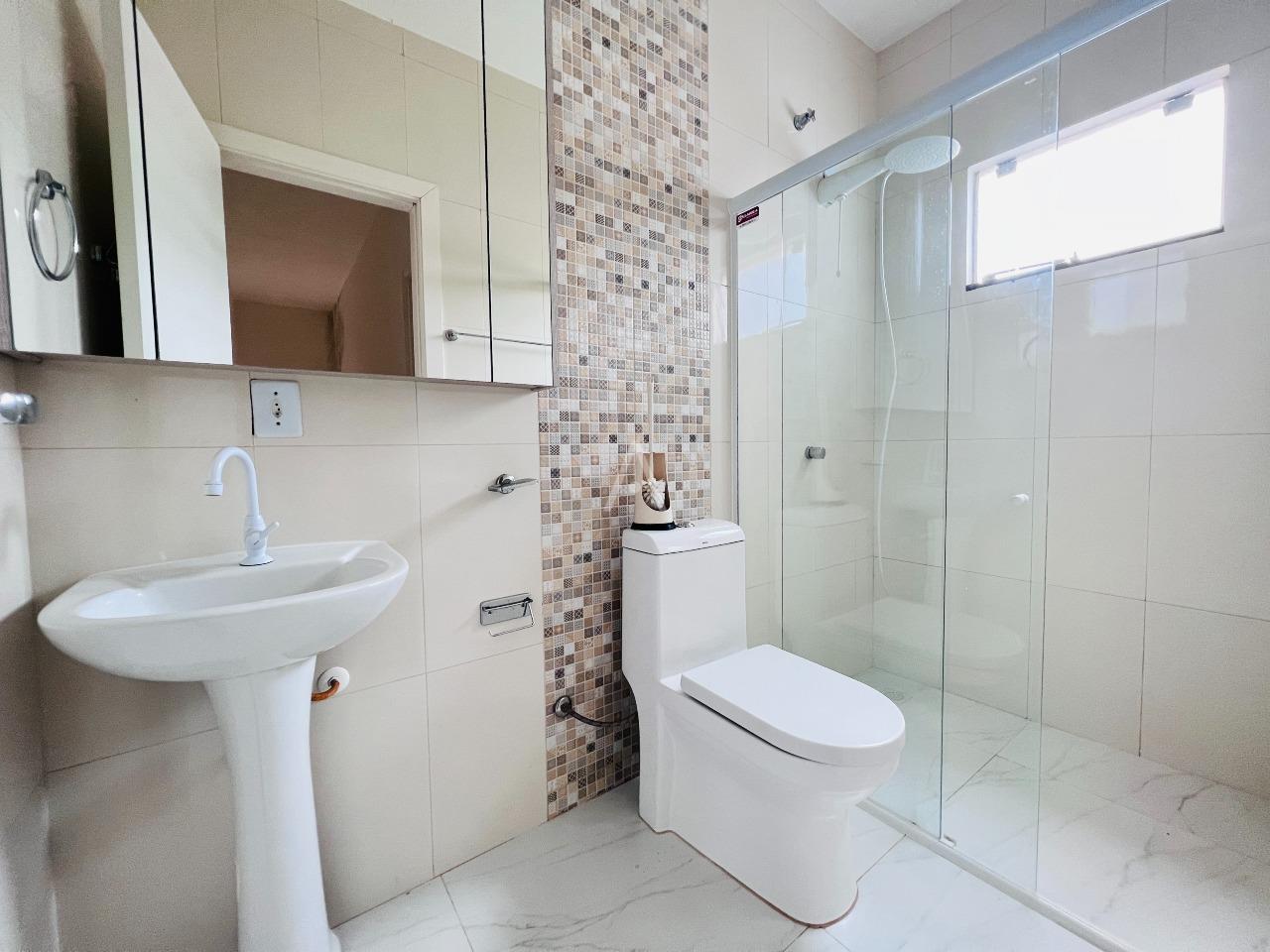 Sobrado para à venda no Bairro COQUEIRAL em CASCAVEL: 