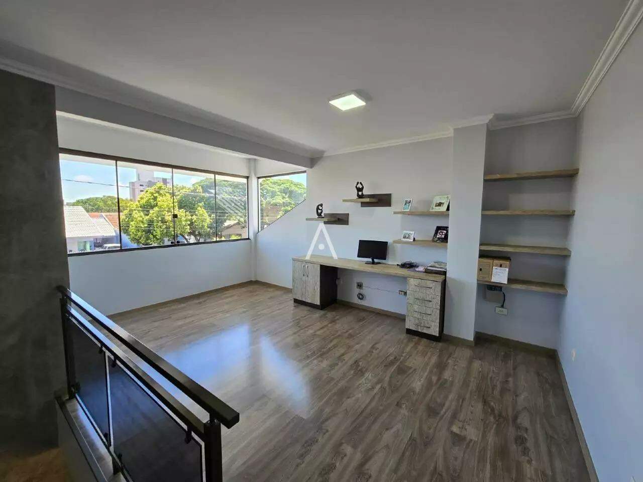 Casa Residencial para à venda no Bairro JARDIM GISELA em TOLEDO: 