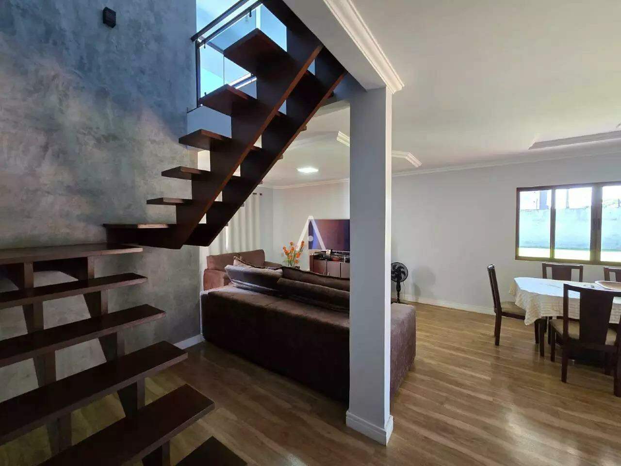 Casa Residencial para à venda no Bairro JARDIM GISELA em TOLEDO: 