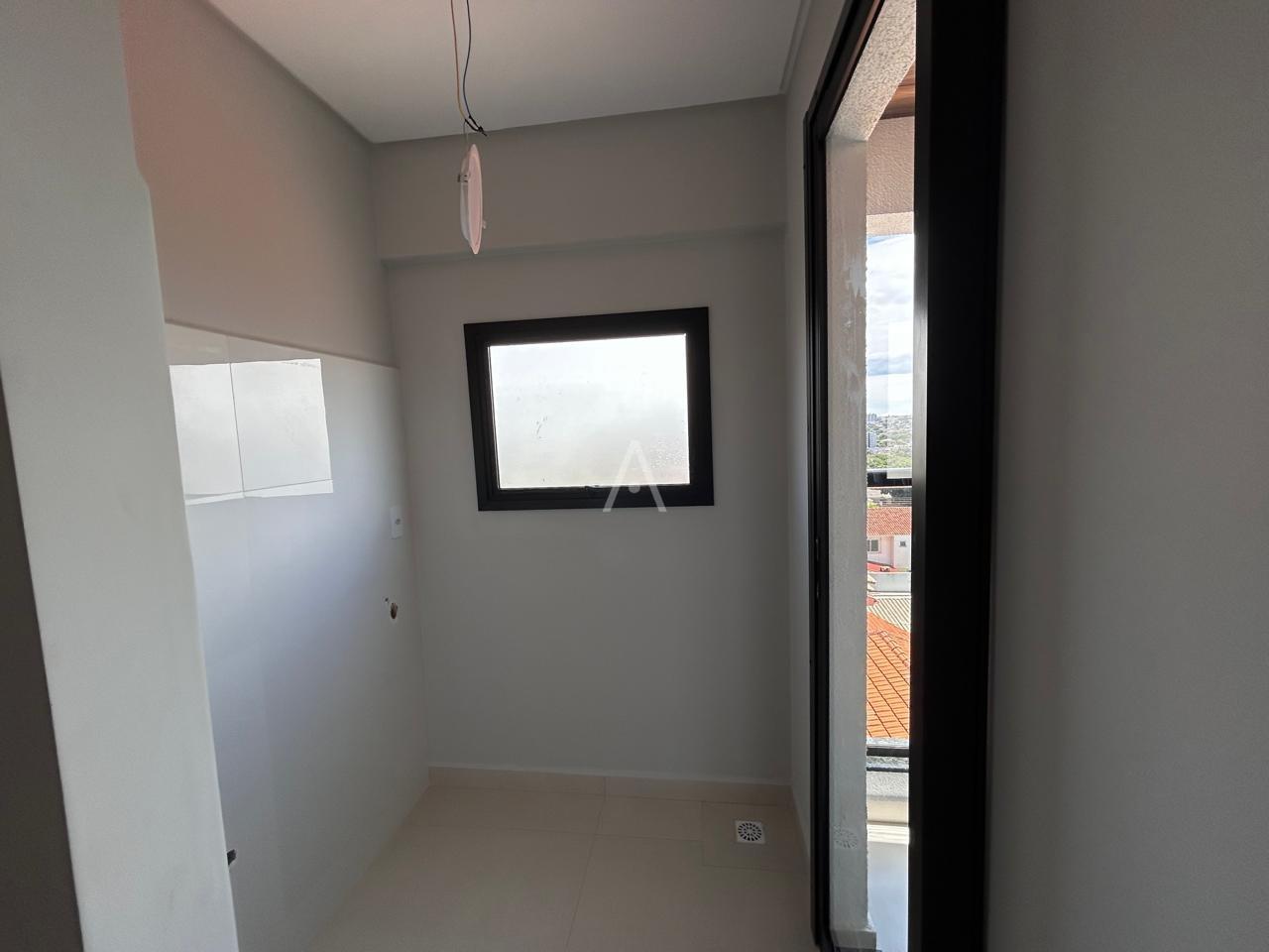 Apartamento para à venda no Bairro CENTRO em CASCAVEL: LAVANDERIA 