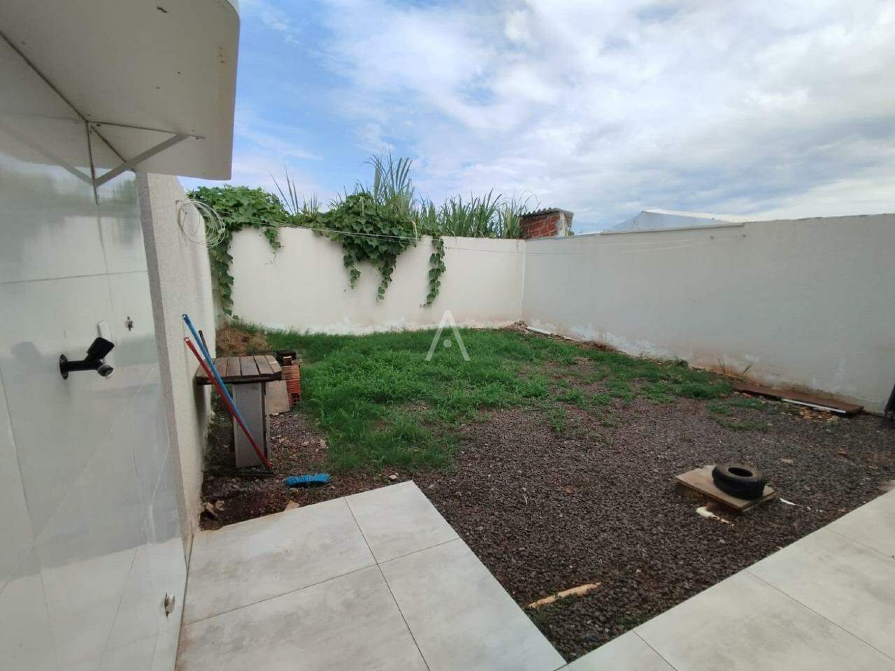 Casa Residencial para à venda no Bairro SANTA FELICIDADE em CASCAVEL: 