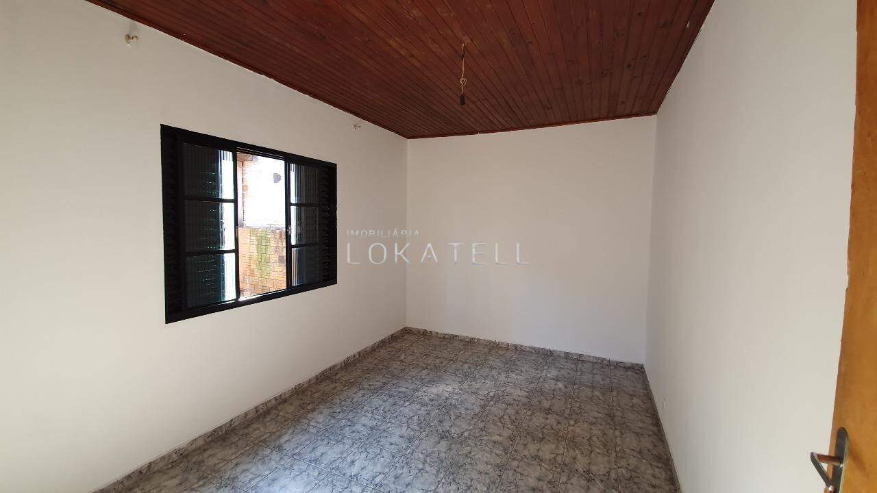 Casa Residencial para à venda no Bairro REGIAO DO LAGO em CASCAVEL: 