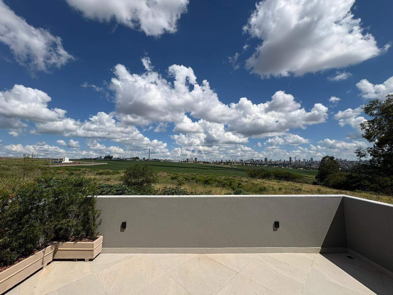 Casa Residencial para à venda no Bairro Vista Linda em CASCAVEL: 