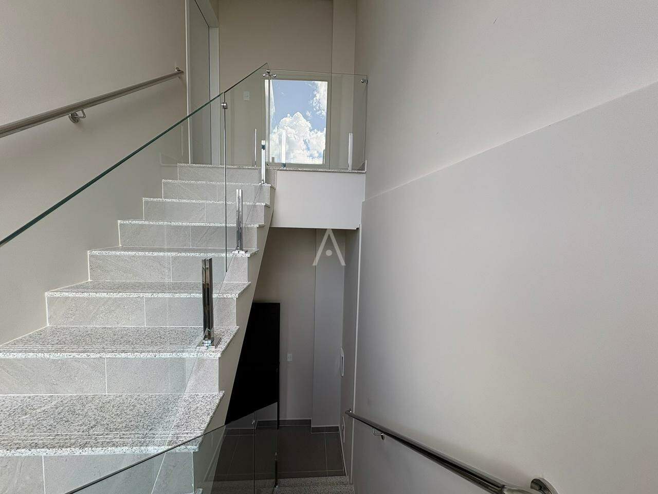 Casa Residencial para à venda no Bairro Vista Linda em CASCAVEL: 