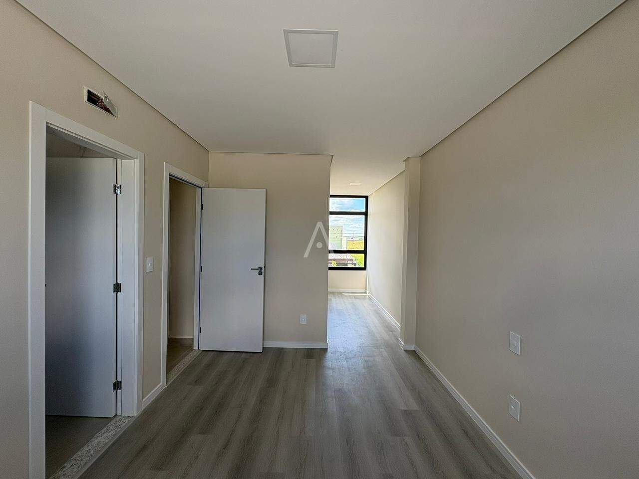 Casa Residencial para à venda no Bairro Vista Linda em CASCAVEL: 