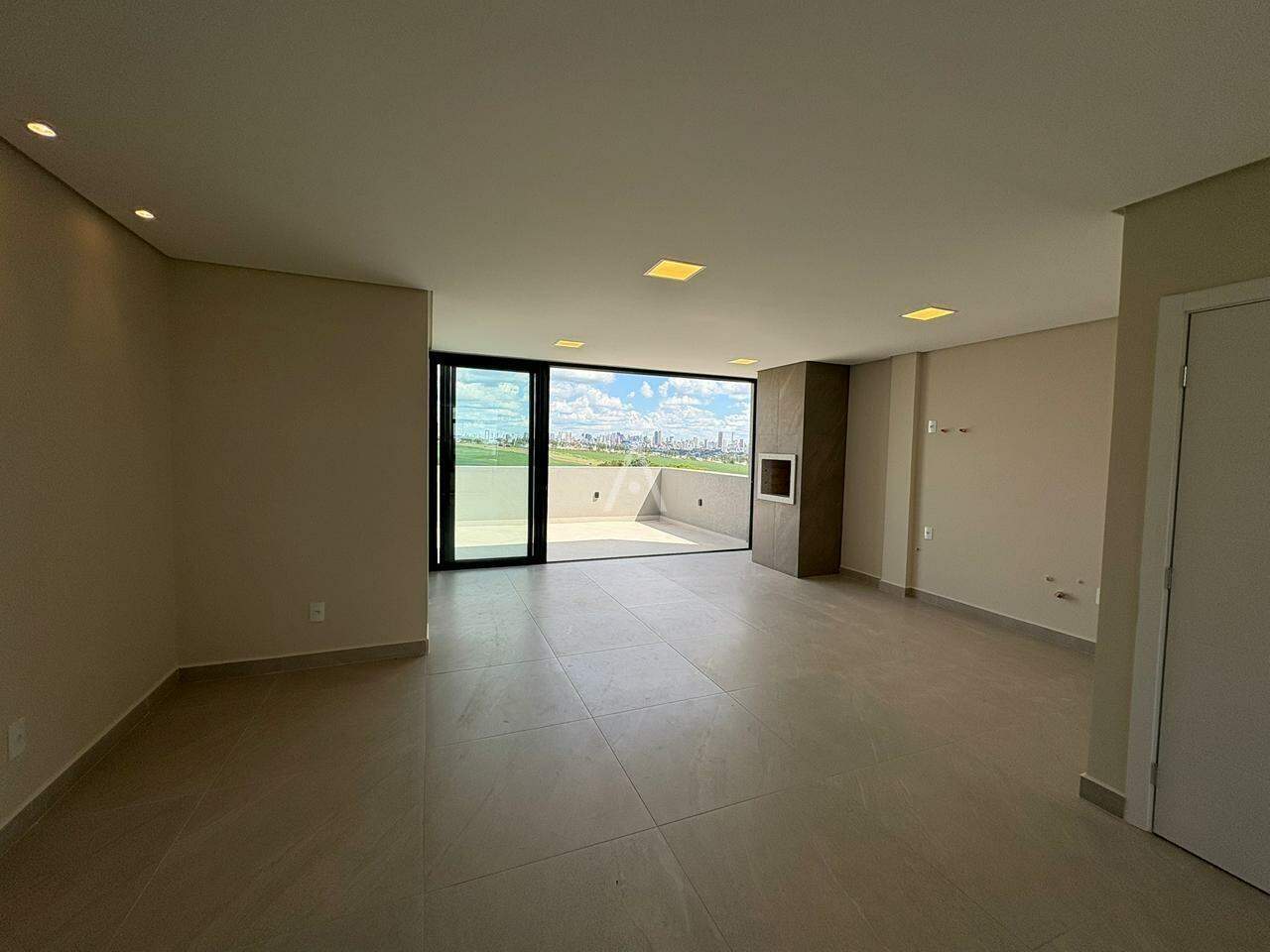 Casa Residencial para à venda no Bairro Vista Linda em CASCAVEL: 