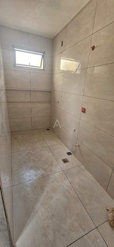 Casa Residencial para à venda no Bairro JARDIM BRESSAN em TOLEDO: 