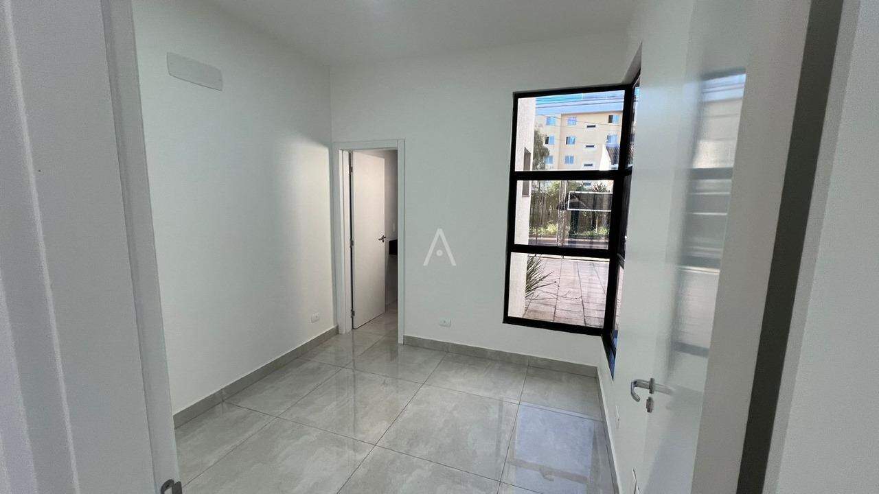 Casa Residencial para à venda no Bairro ESMERALDA em CASCAVEL: 