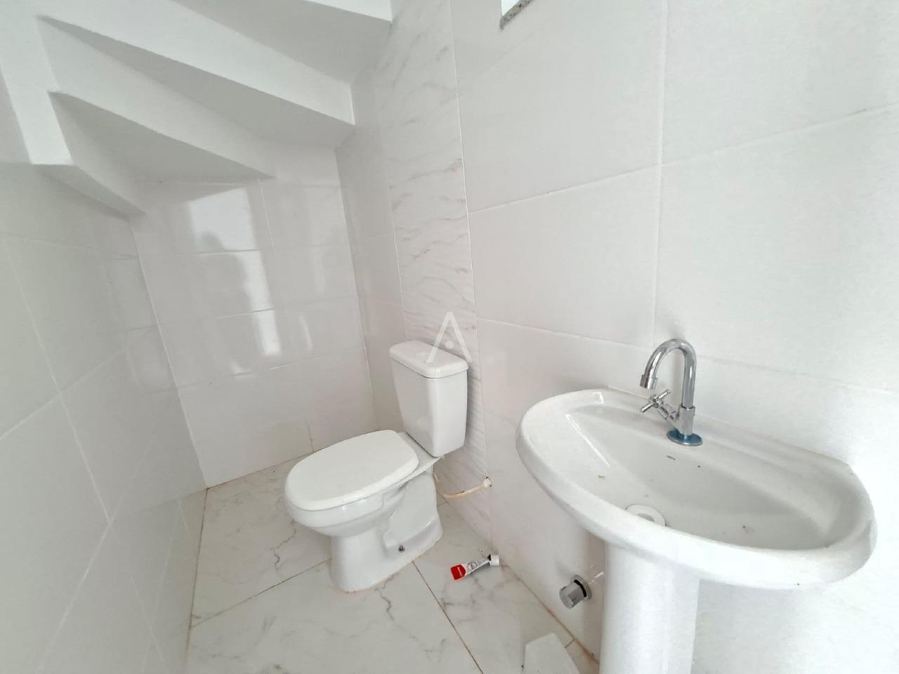 Sobrado para para aluguel no Bairro MORUMBI em CASCAVEL: Lavabo