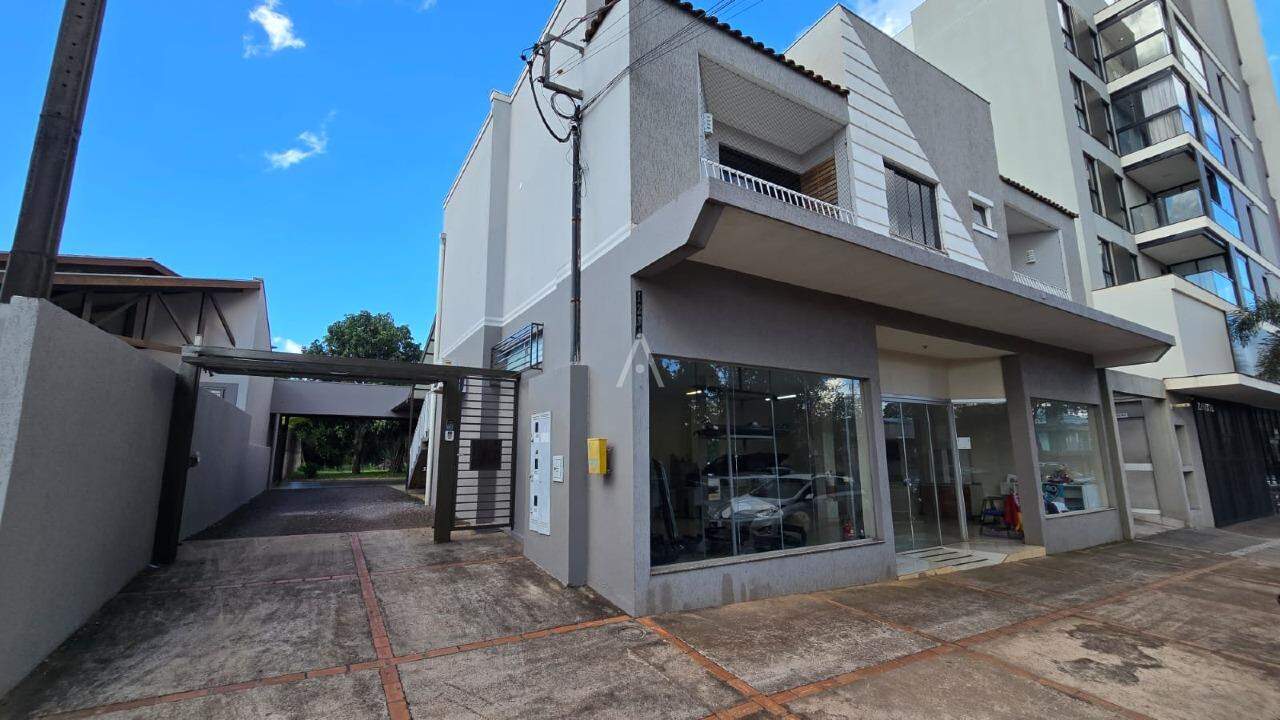 Casa Comercial para à venda no Bairro VILA INDUSTRIAL em TOLEDO: 
