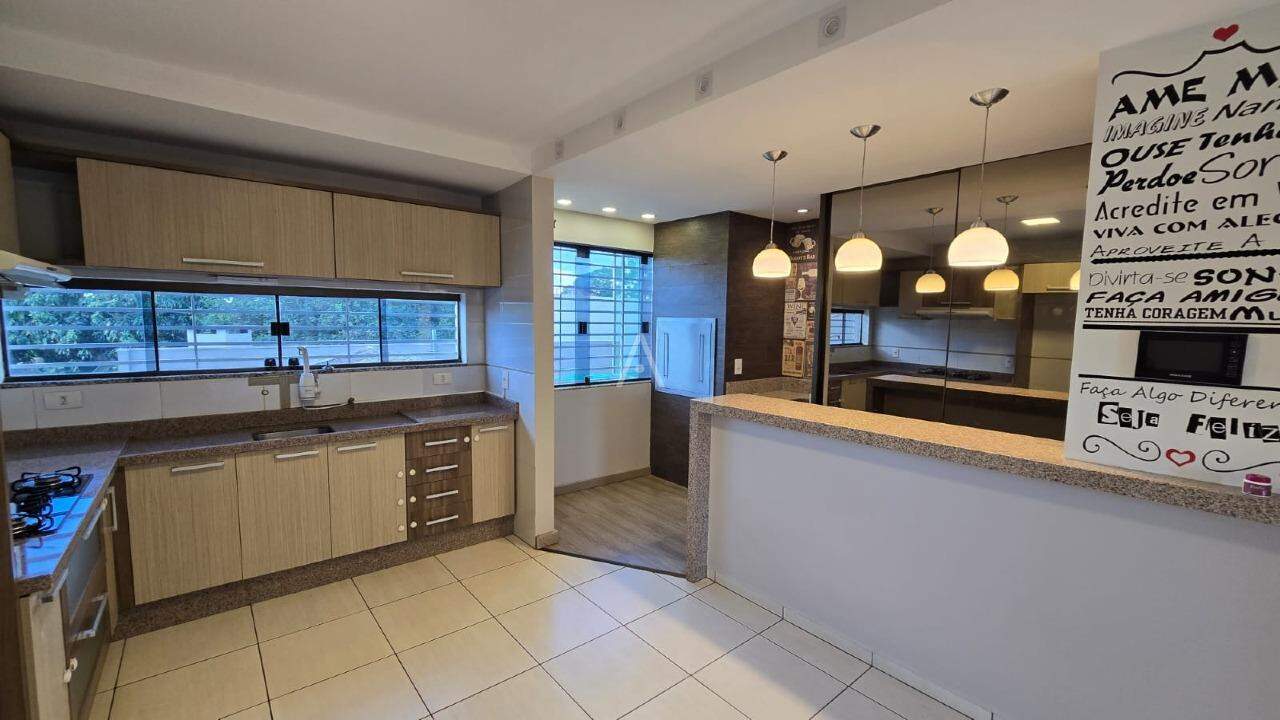 Casa Comercial para à venda no Bairro VILA INDUSTRIAL em TOLEDO: