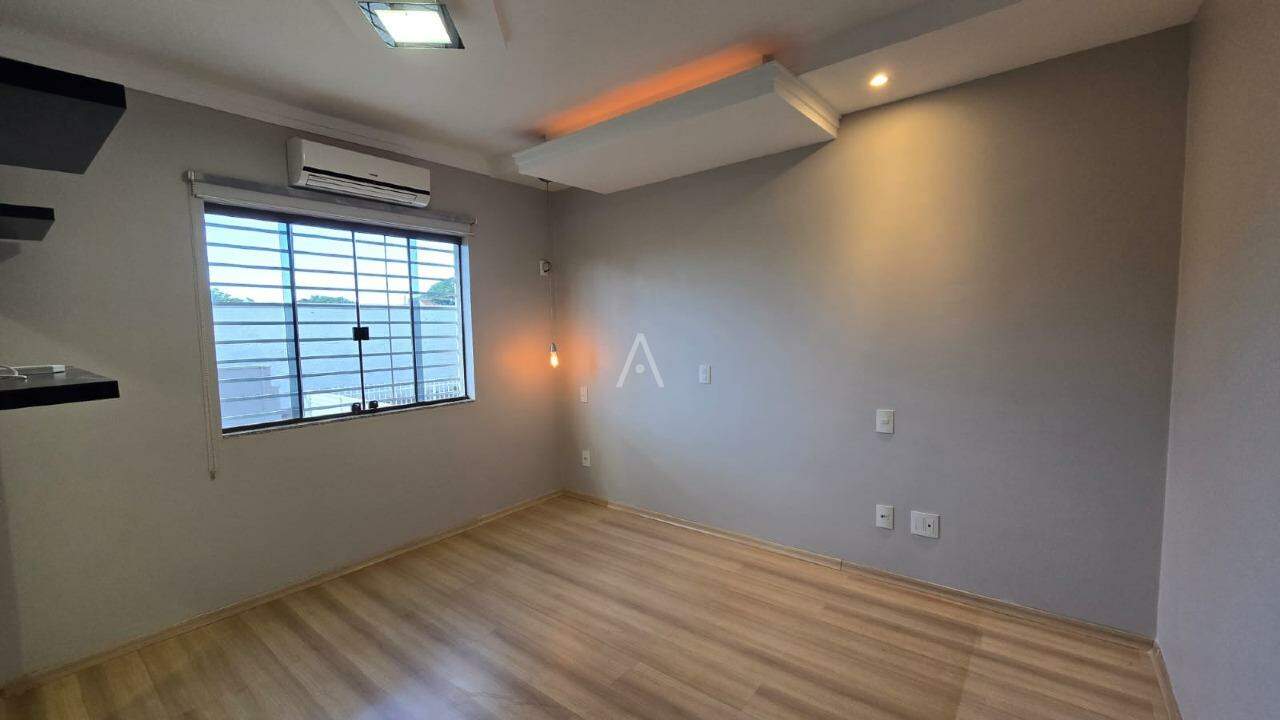 Casa Comercial para à venda no Bairro VILA INDUSTRIAL em TOLEDO: