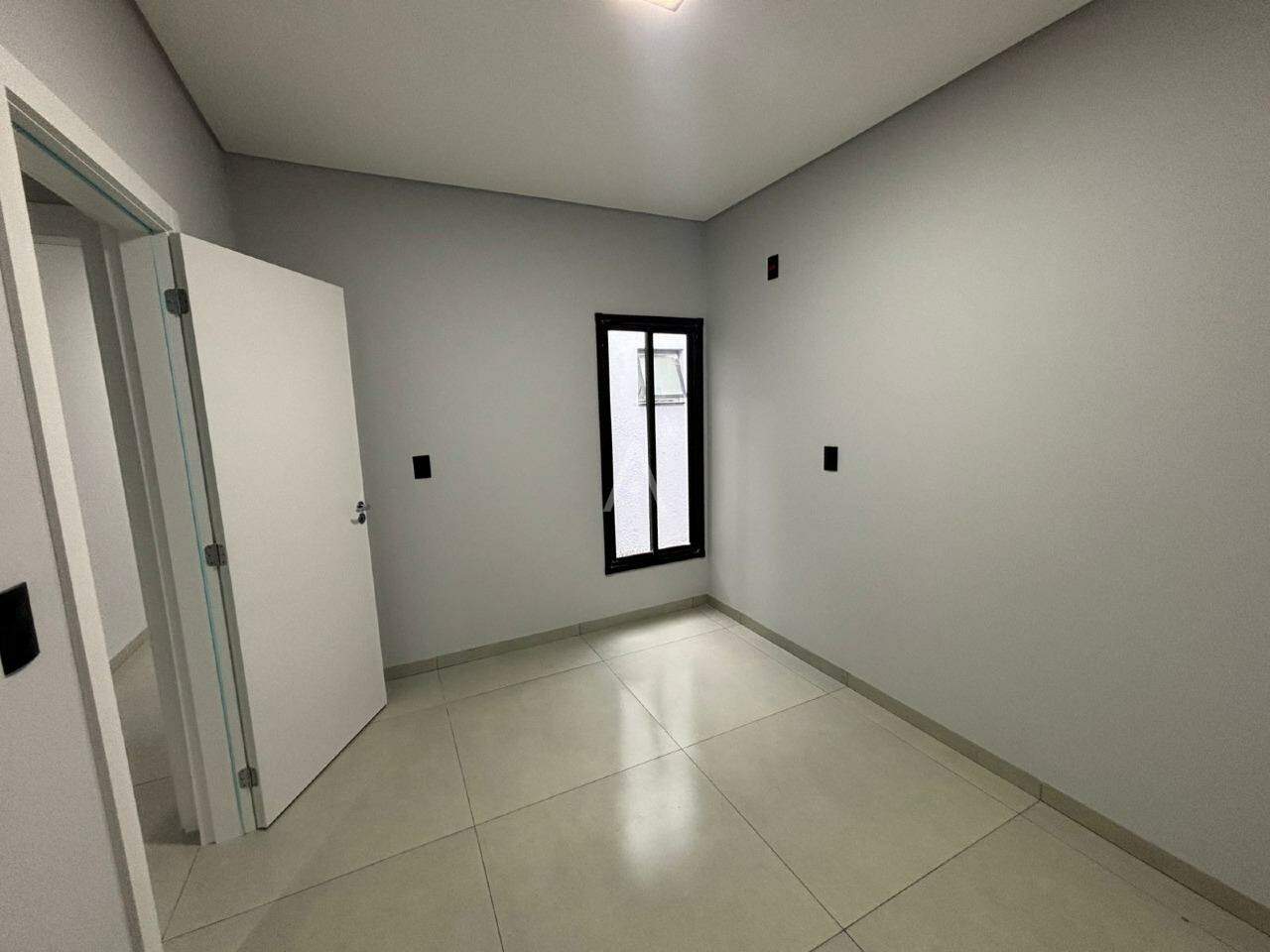 Casa Residencial para à venda no Bairro Cristo Rei em TOLEDO: