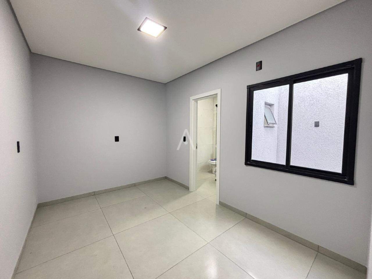 Casa Residencial para à venda no Bairro Cristo Rei em TOLEDO: