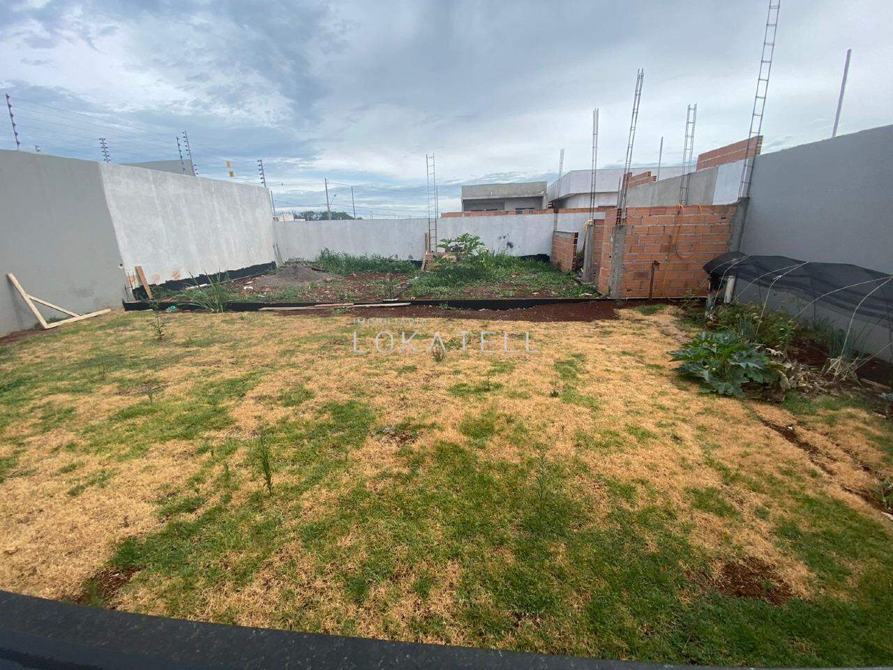 Casa Residencial para à venda no Bairro VEREDAS em CASCAVEL: 