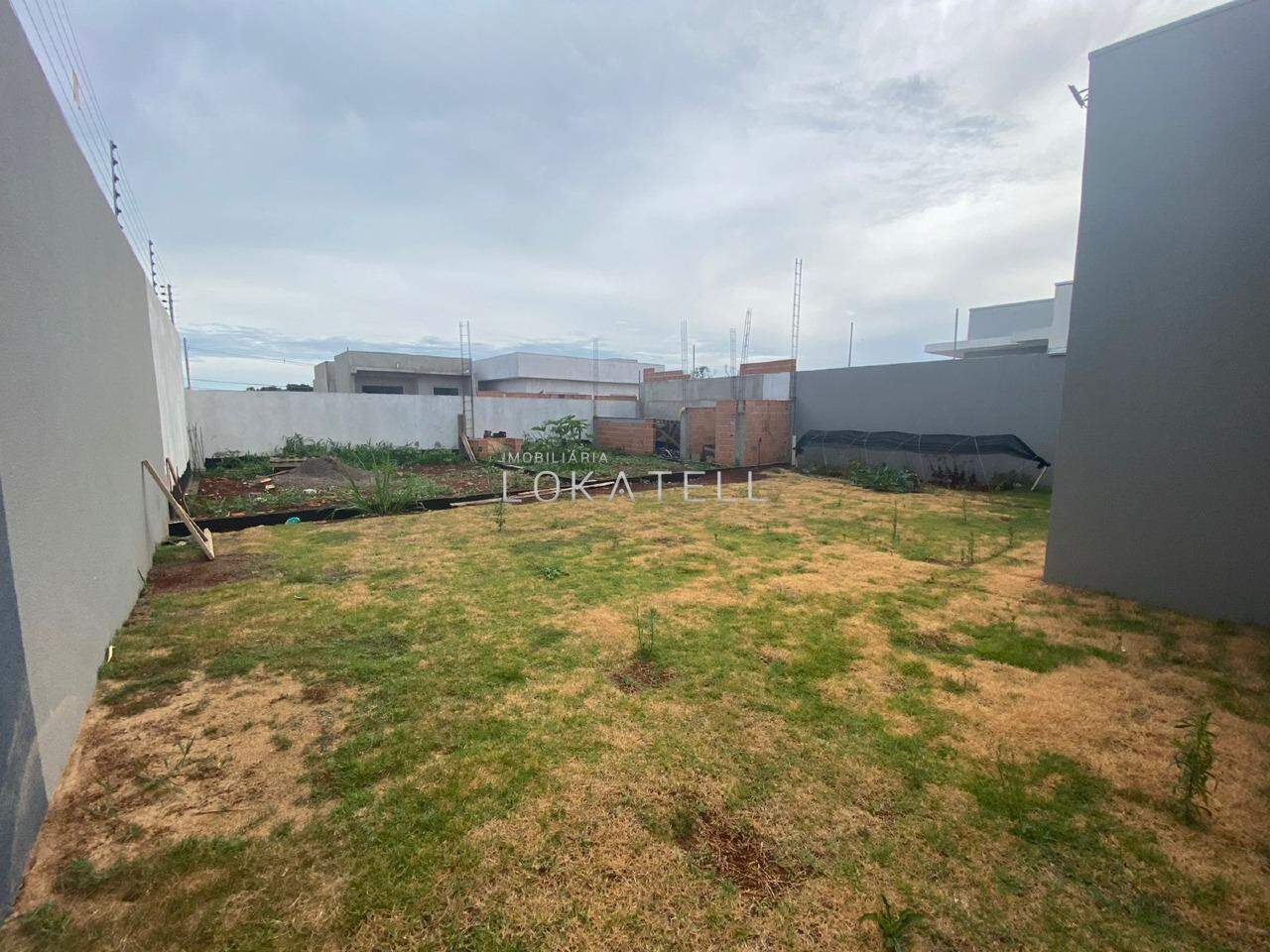Casa Residencial para à venda no Bairro VEREDAS em CASCAVEL: 
