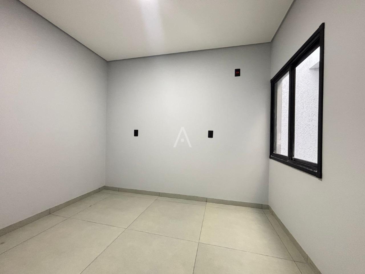 Casa Residencial para à venda no Bairro Cristo Rei em TOLEDO: 