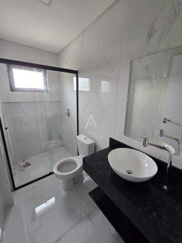 Apartamento para para aluguel no Bairro VILA INDUSTRIAL em TOLEDO: 