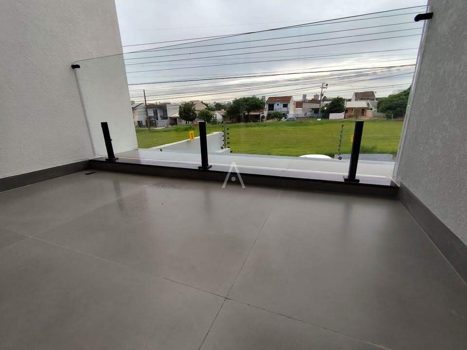 Sobrado para à venda no Bairro PARQUE VERDE em CASCAVEL: