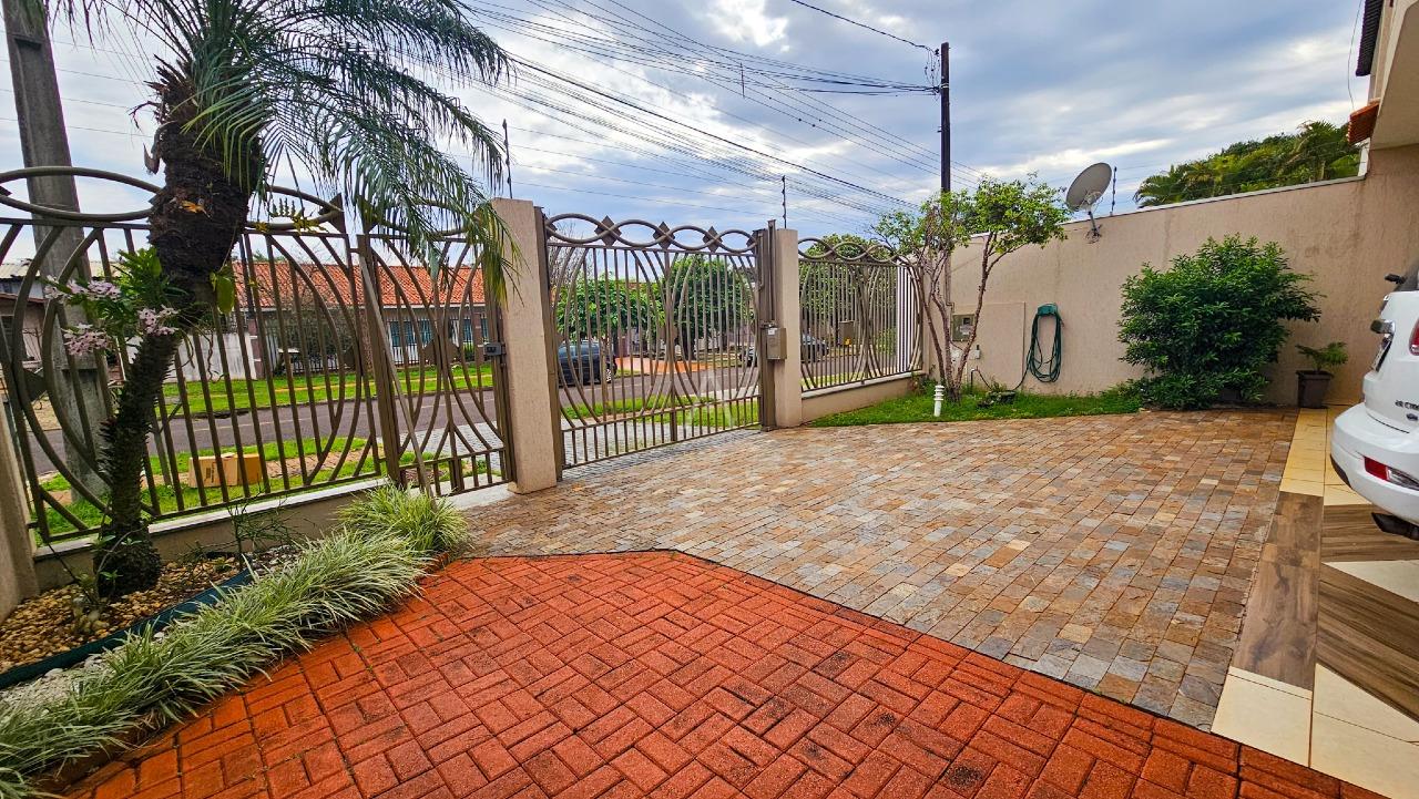 Sobrado para para aluguel no Bairro RECANTO TROPICAL em CASCAVEL: 