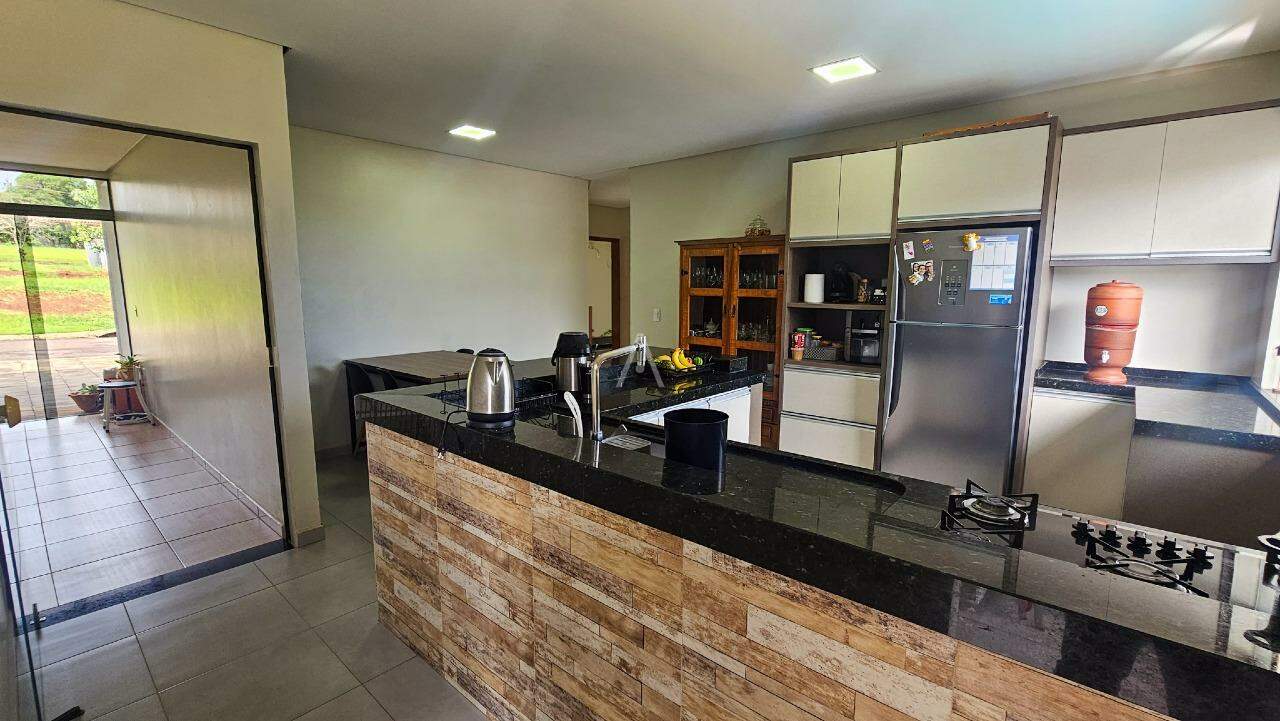 Casa Residencial para à venda no Bairro CASCAVEL VELHO em CASCAVEL: 