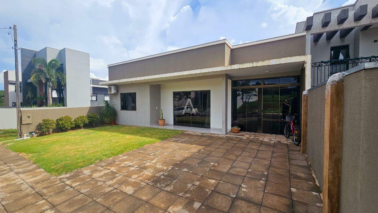 Casa Residencial para à venda no Bairro CASCAVEL VELHO em CASCAVEL: 