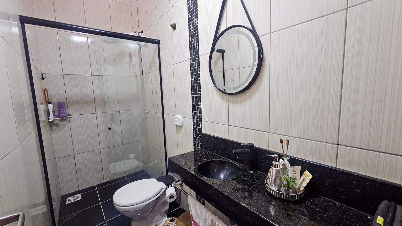 Casa Residencial para à venda no Bairro CASCAVEL VELHO em CASCAVEL: 
