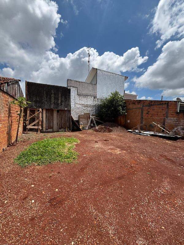 Terreno para à venda no Bairro JARDIM COOPAGRO em TOLEDO: 