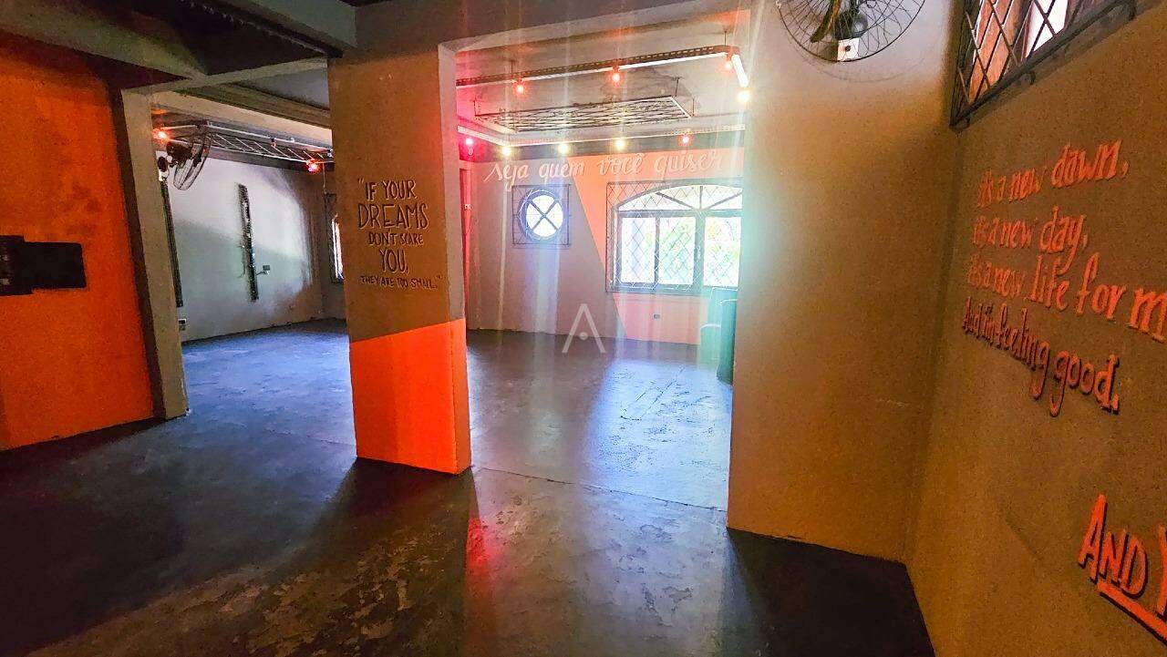 Casa Comercial para para aluguel no Bairro CENTRO em CASCAVEL: