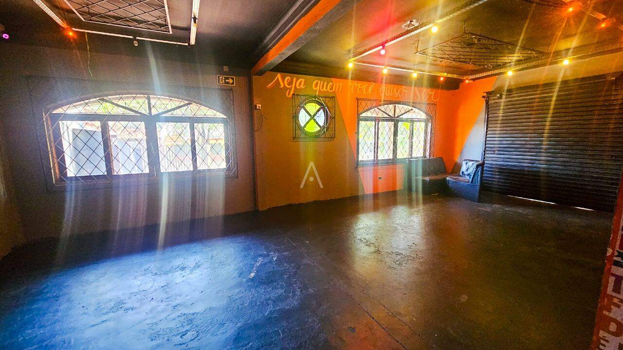 Casa Comercial para para aluguel no Bairro CENTRO em CASCAVEL: