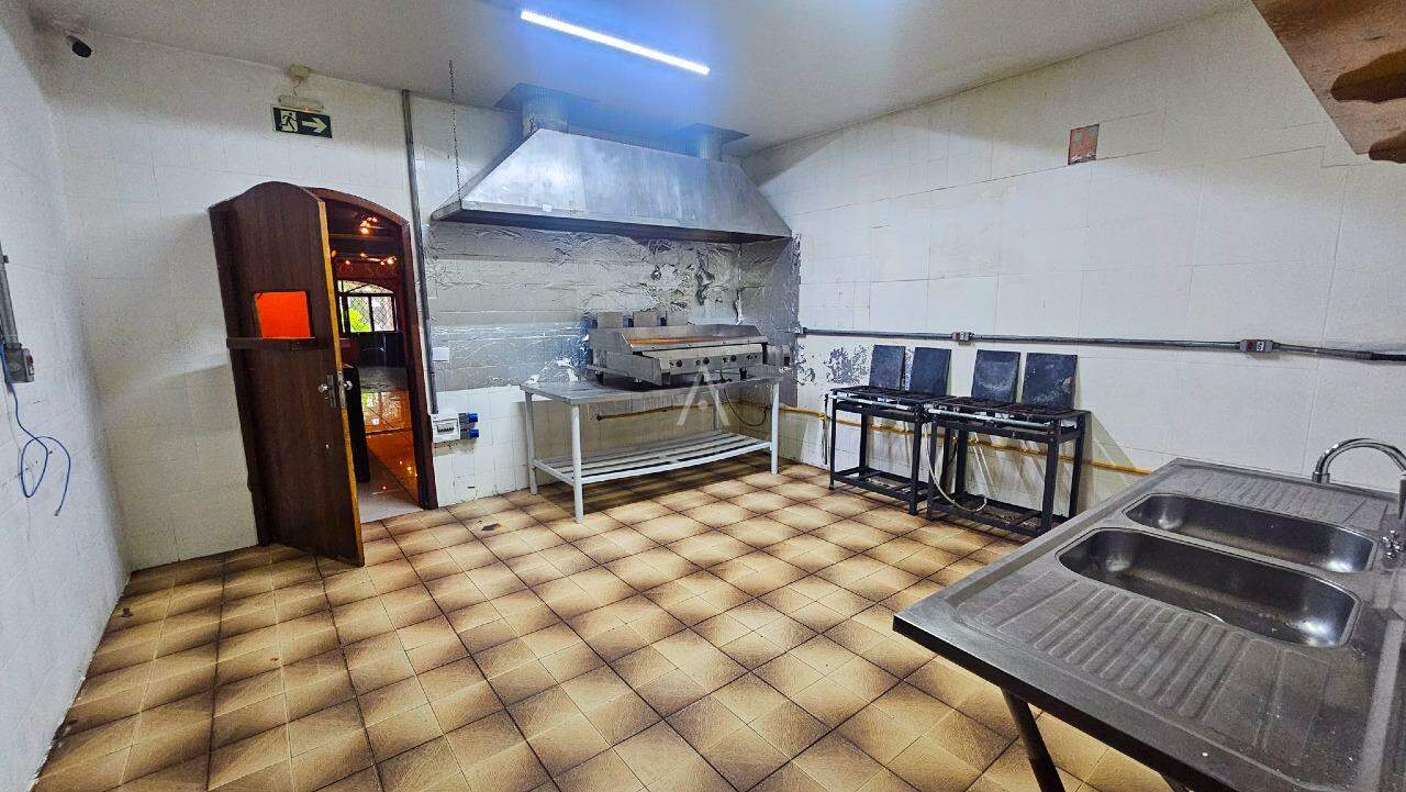 Casa Comercial para para aluguel no Bairro CENTRO em CASCAVEL: