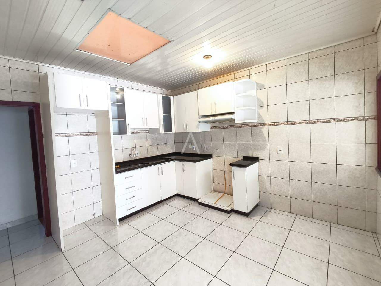 Casa Residencial para à venda no Bairro COQUEIRAL em CASCAVEL: