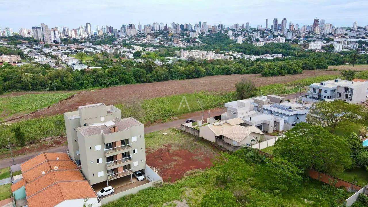 Terreno para à venda no Bairro CANADA em CASCAVEL: 