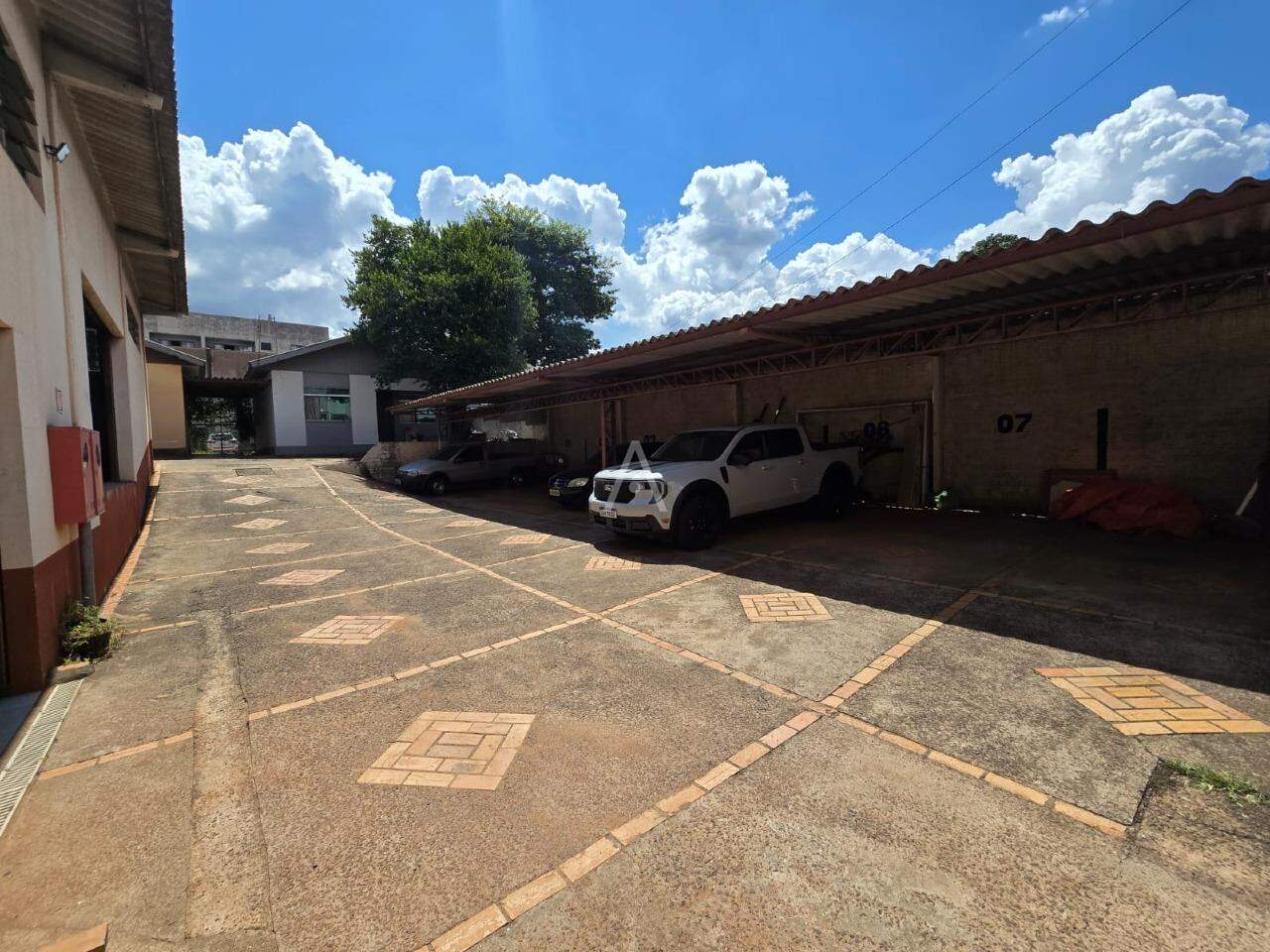 Apartamento para para aluguel no Bairro CENTRO em TOLEDO: