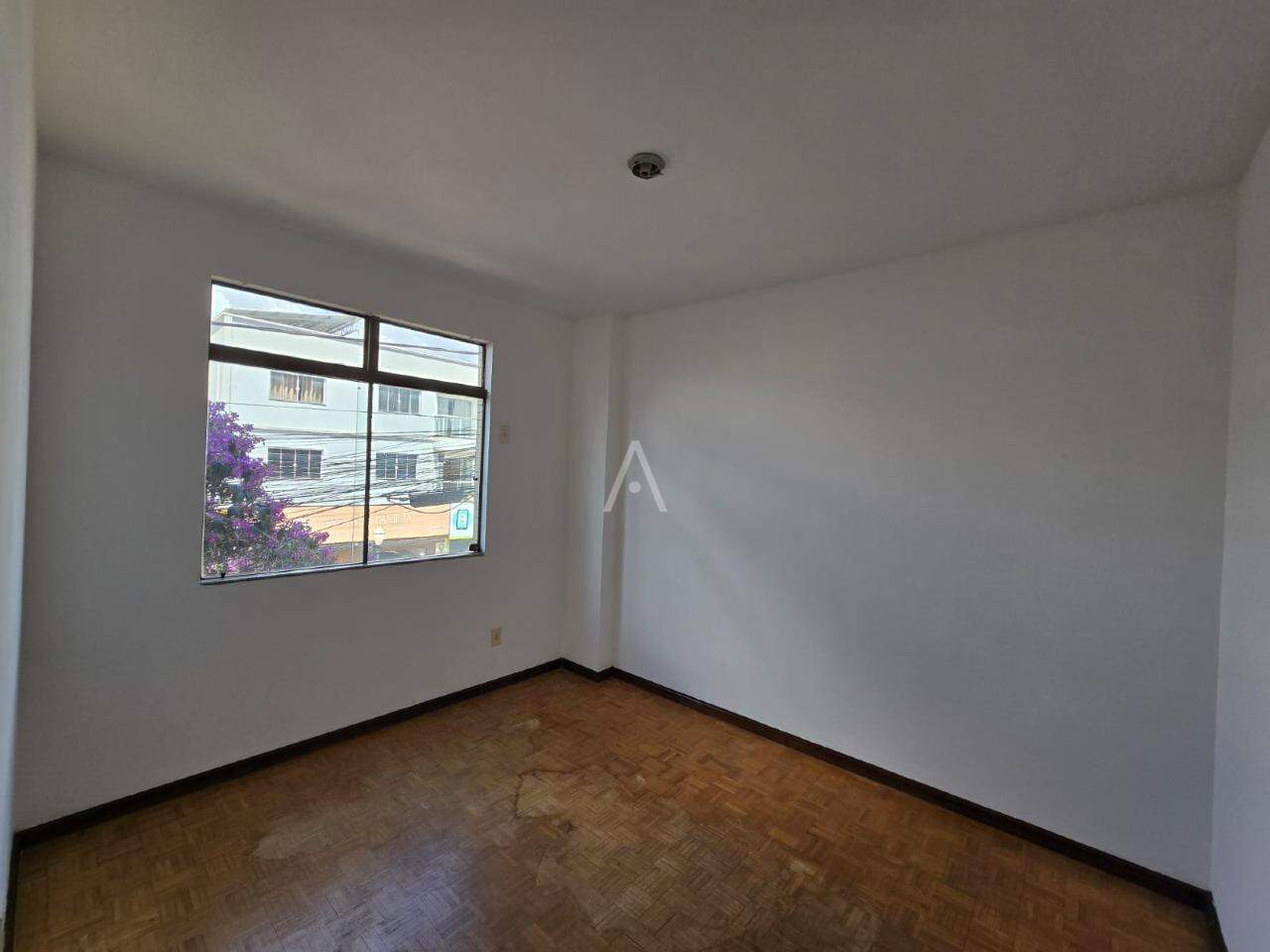 Apartamento para para aluguel no Bairro CENTRO em TOLEDO: